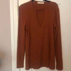 Long sleeve light sweater
